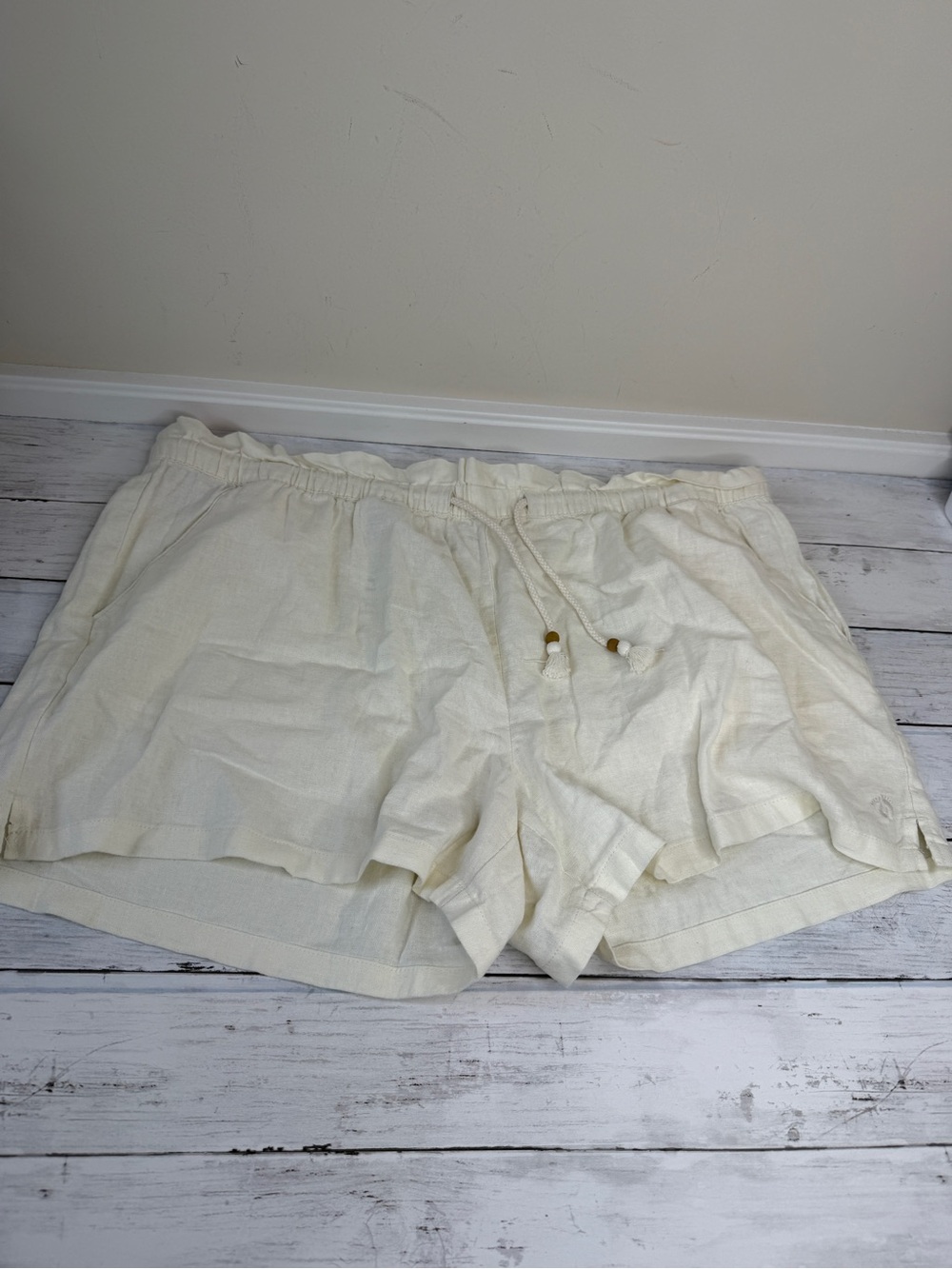 Hang Ten Cream Drawstring Linen-Blend Athletic Shorts